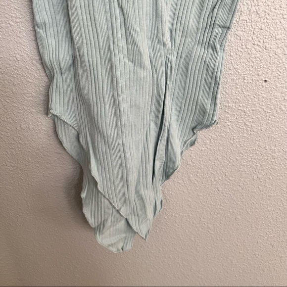 Kate Quinn KNOTTED GOWN | SKY BLUE | ORGANIC COTTON WIDE RIB 0-3 MTH - Picture 4 of 4